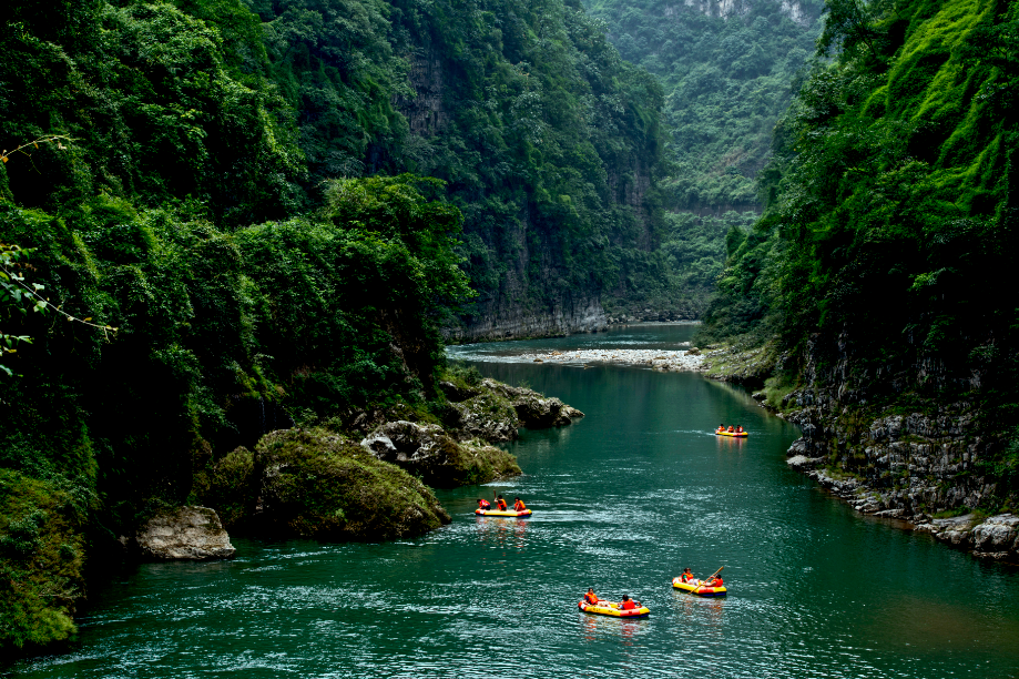 响马河漂流(李红彤摄)