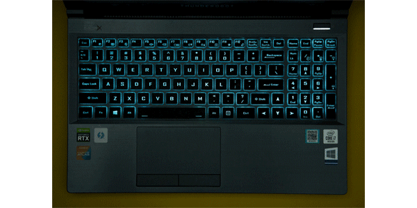 雷神P1旗艦遊戲本體驗:RTX 3070+i7 10870H_新浪眾測