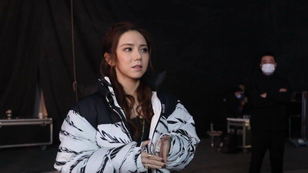 邓紫棋平行世界拍摄花絮_手机新浪网