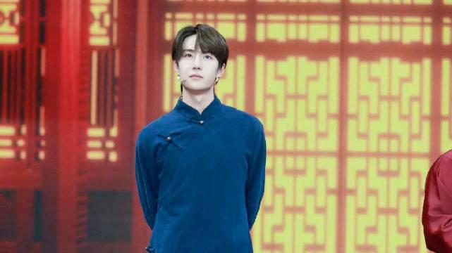 听王一博说相声_手机新浪网