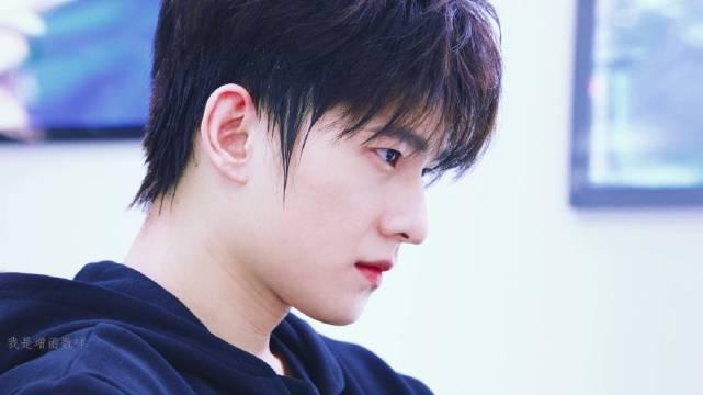 杨洋全职高手raisehell61君莫笑燃向混剪大直子入股不亏