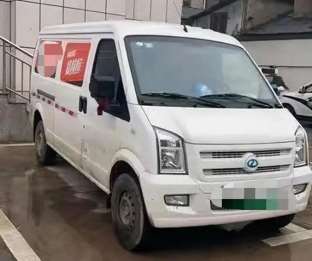 货拉拉创始人的AB面：斯坦福学霸和职业赌徒