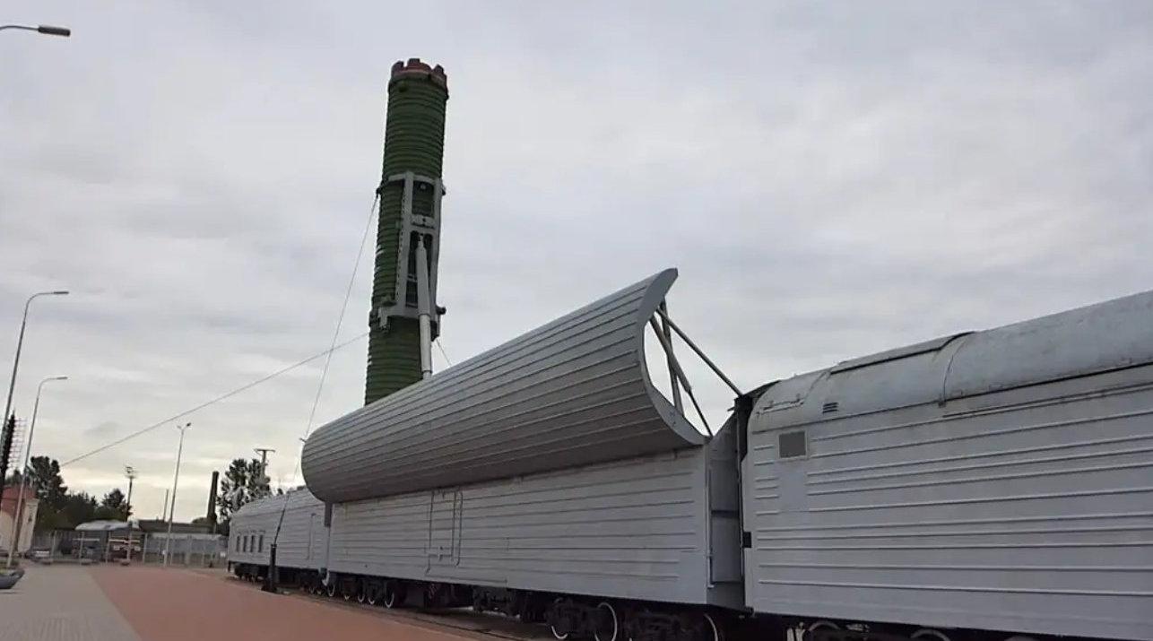 苏联导弹列车罕见画面曝光_手机新浪网