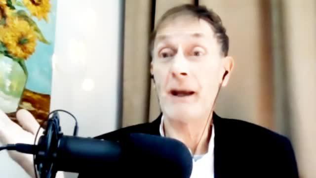 英国网红博主怒讽西方双标：中国太阳能板不好，日本核废水好 荒谬！