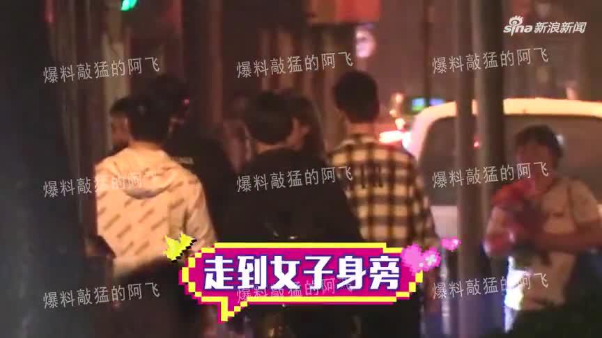 佟丽娅宣布离婚，陈思诚深夜喝嗨，带神秘美女回酒店彻夜未出