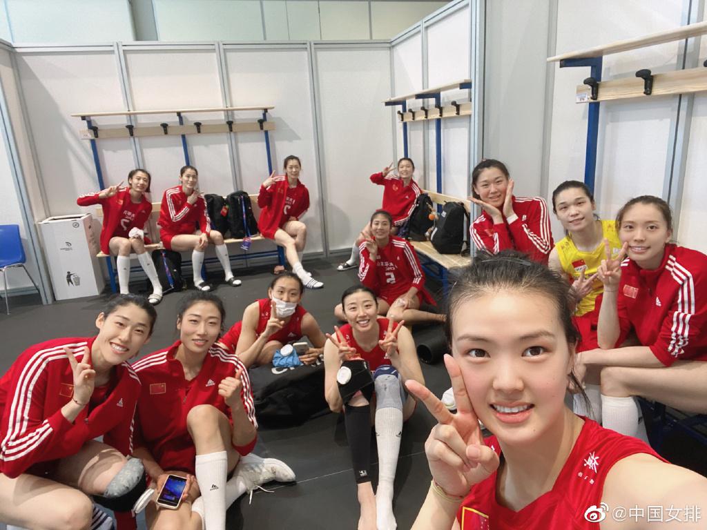 世界女排联赛中国女排3比2实现大逆转德国女排 张常宁独得23分！
