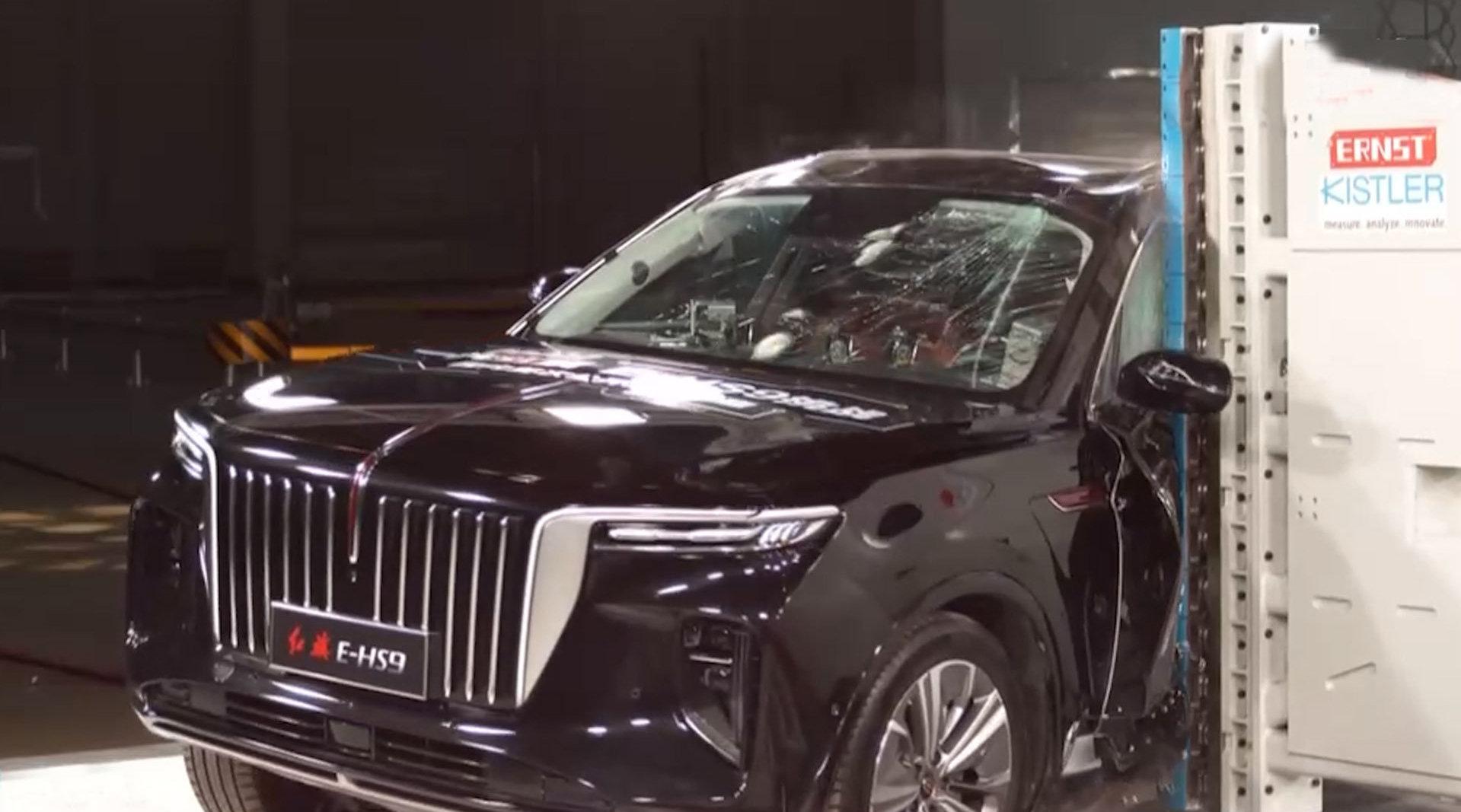 国内首次公开！纯电动汽车双侧柱碰试验