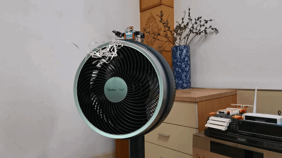 美的攜手天貓精靈,新品空氣循環扇,還能殺菌_新浪眾測