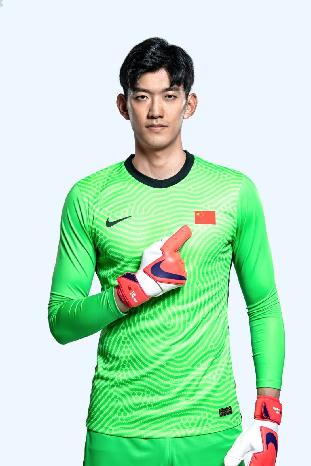 颜骏凌:陈戌源跳舞很可爱 12强赛打强队不是没机会_中超_新浪竞技风暴