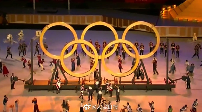 东京奥运会木制奥运五环亮相