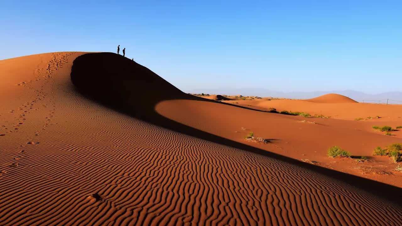 16岁学生参加沙漠探险身亡 中国探险协会：正配合警方调查
