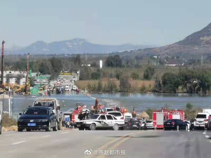 平山县有多少人口_扬州平山派出所民警救助八旬走失老人一家8口四代人送锦旗