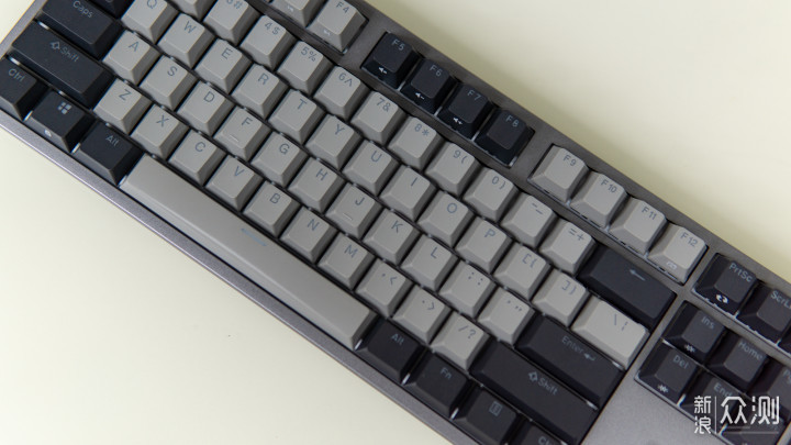 顺滑的码字感受杜伽k310银轴机械键盘体验