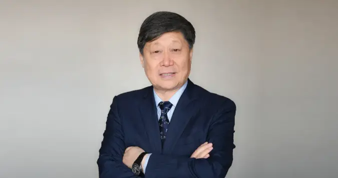 张瑞敏卸任海尔集团董事局主席，周云杰接棒