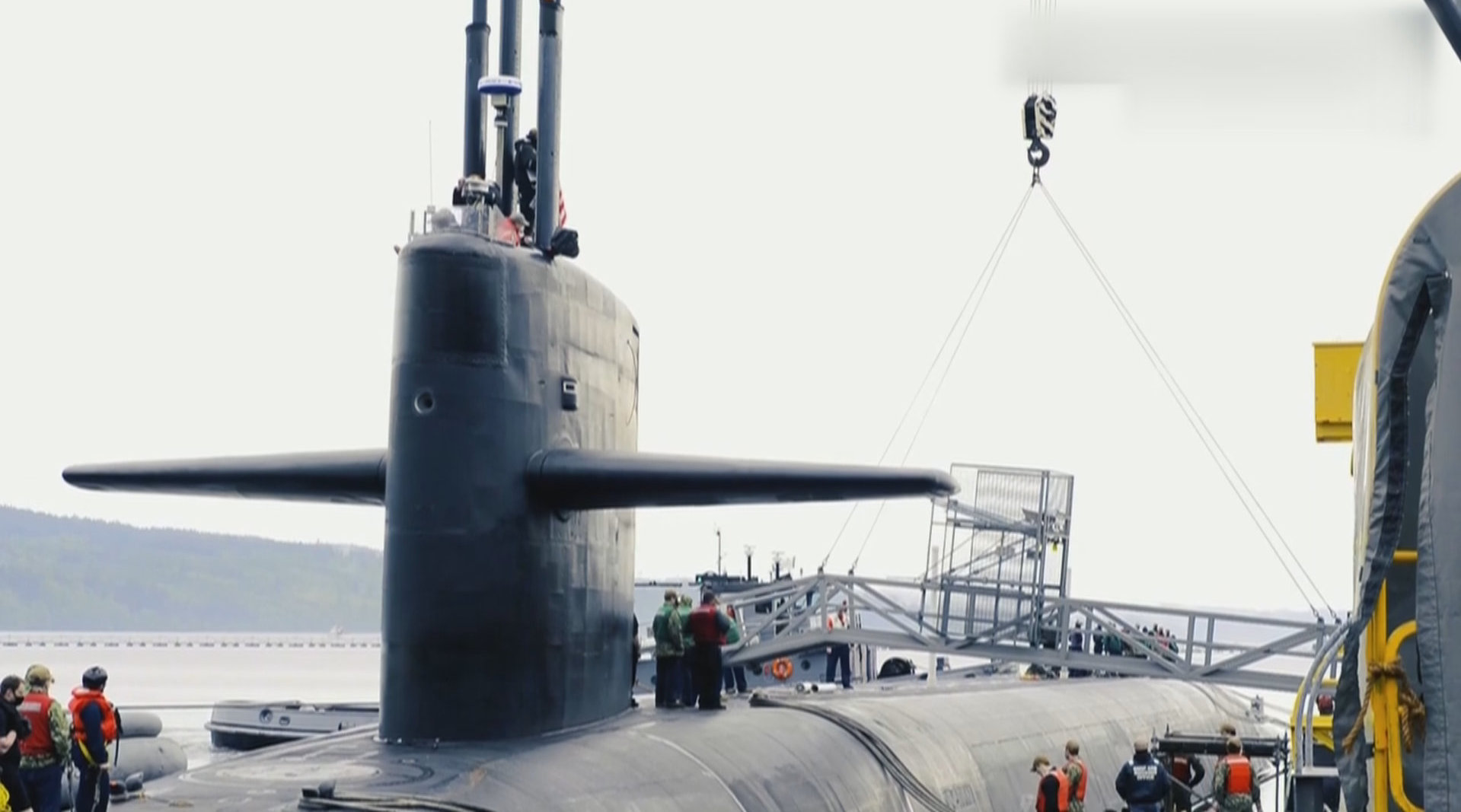 美南海撞山核潜艇正副舰长被解职 原因是"失去信心"|核潜艇|美国海军_新浪军事_新浪网