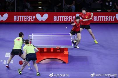 孙颖莎王曼昱世乒赛女双夺冠 网友：孙颖莎王曼昱实至名归
