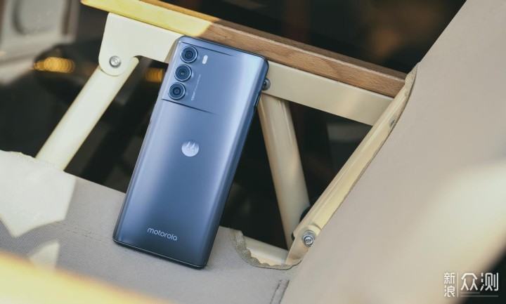 motoedges30lcd直屏爱好者的旗舰性能选择