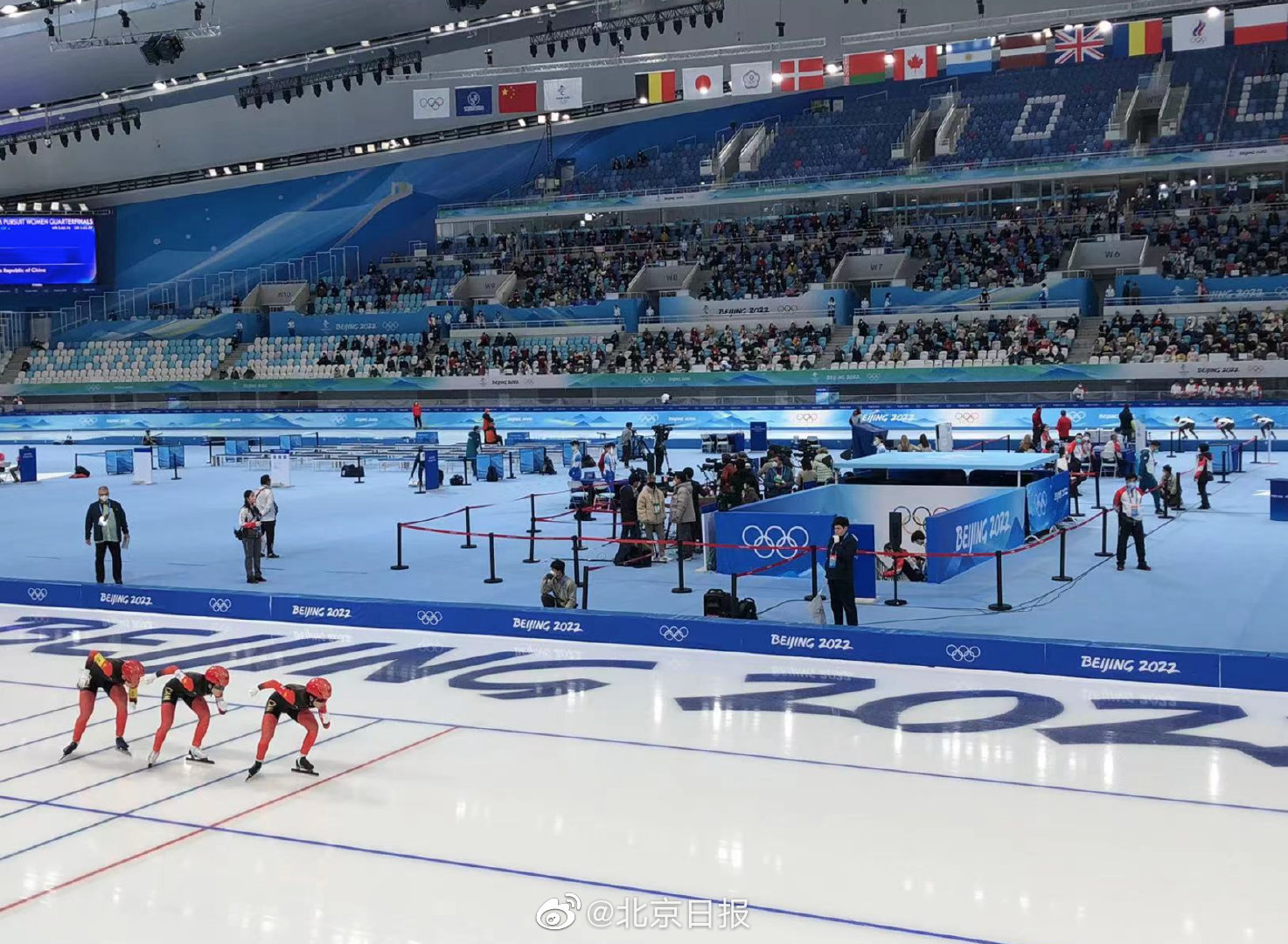 遗憾！中国队无缘速度滑冰女子团体追逐半决赛