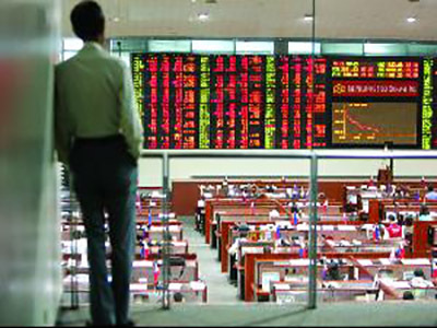 快讯：黄金股午后直线拉升 湖南黄金等多股走高