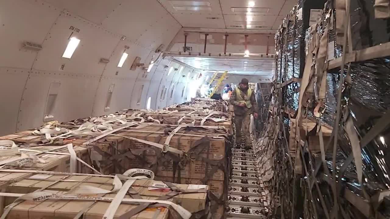 俄罗斯称已封锁基辅西部， 泽连斯基：乌克兰全境已陷入战火