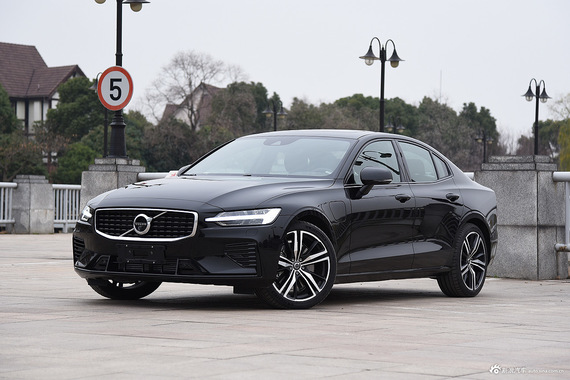 每次亮相都是焦点,沃尔沃s60混动全国最高直降6.93万