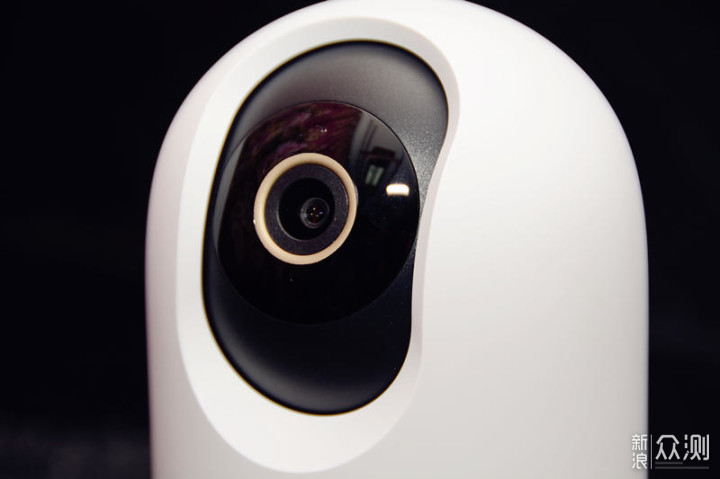 能拍Vlog的智能摄像机 AI探索版来了_新浪众测