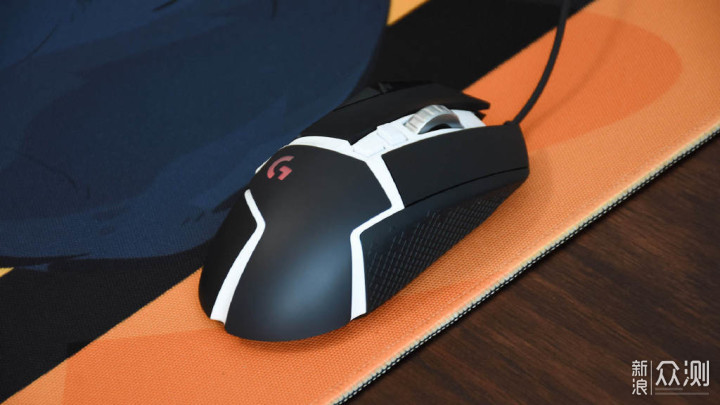 罗技G502 Hero电竞鼠标：定制微动 扎实手感_新浪众测