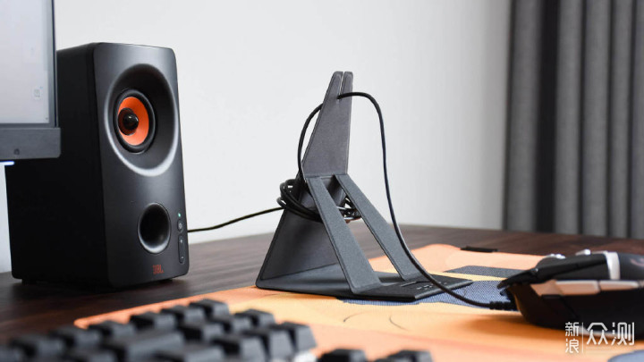 罗技G502 Hero电竞鼠标：定制微动 扎实手感_新浪众测