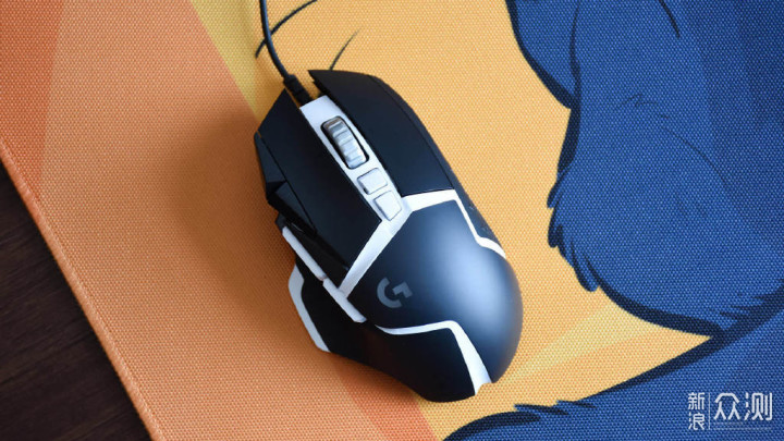 罗技G502 Hero电竞鼠标：定制微动 扎实手感_新浪众测