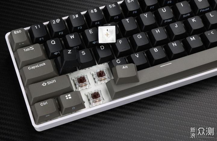 TT C360机械键盘+探索者X2无线鼠标上手实测_新浪众测