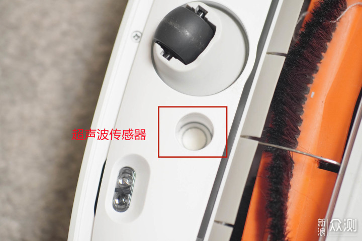 谁是3000元档王者？四台自清洁扫拖机器人对比_新浪众测