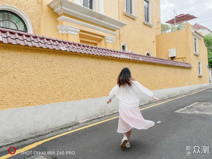 以人文拍摄之名,35mm主摄努比亚Z40 Pro体验 _新浪众测