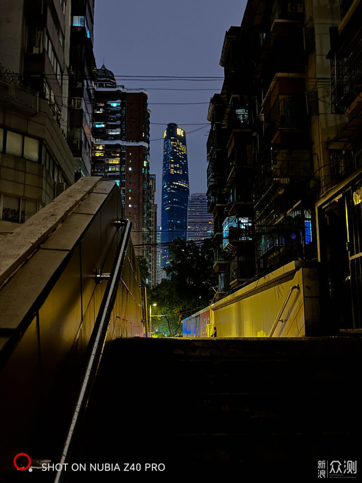 以人文拍摄之名,35mm主摄努比亚Z40 Pro体验 _新浪众测