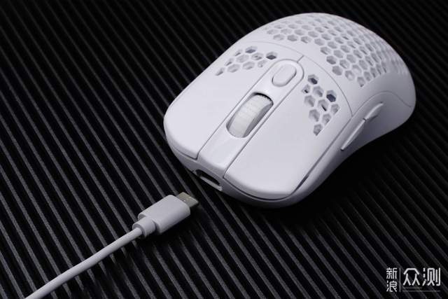 看着舒服用着得劲TT无线键鼠打造极简桌面好物_新浪众测