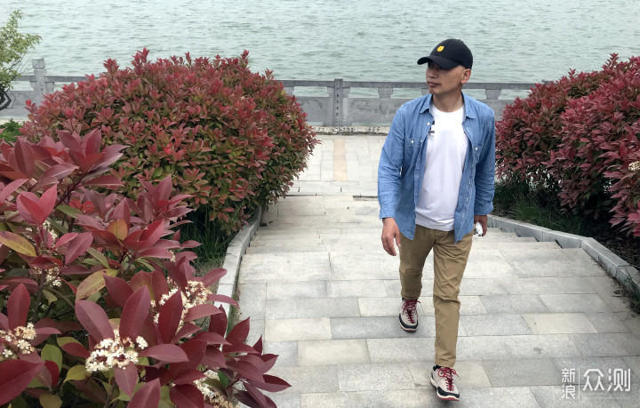 商务或者休闲，都有成熟自信的穿着_新浪众测