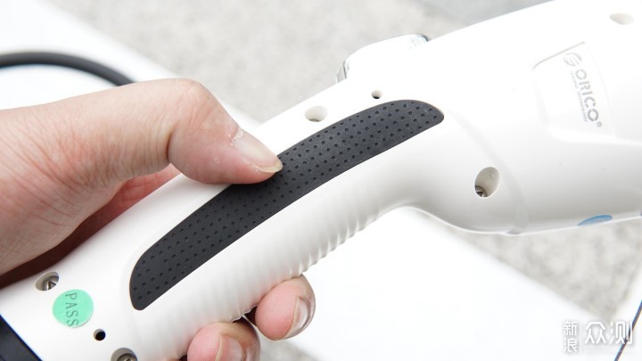ORICO便携式充电枪:免接地,有插座就能充?_新浪众测