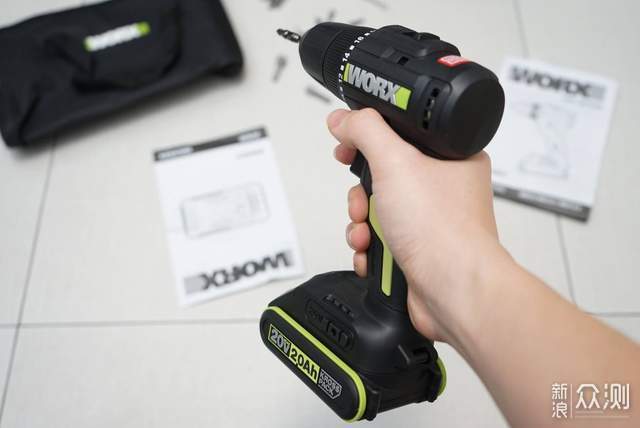 买木板,造木柜:你需要一款趁手好用的手电钻_新浪众测