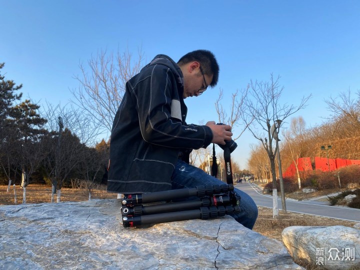轻便稳定 二者皆可兼得—佳鑫悦三脚架LX-528C_新浪众测