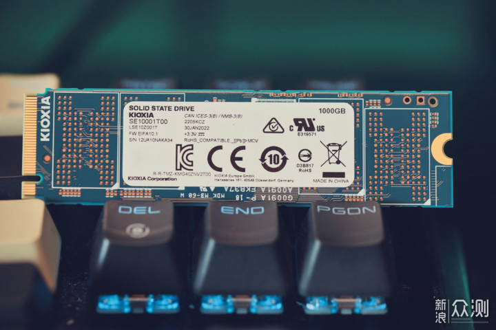 SSD这么便宜了?旗舰级PCIe4.0固态硬盘,铠侠_新浪众测
