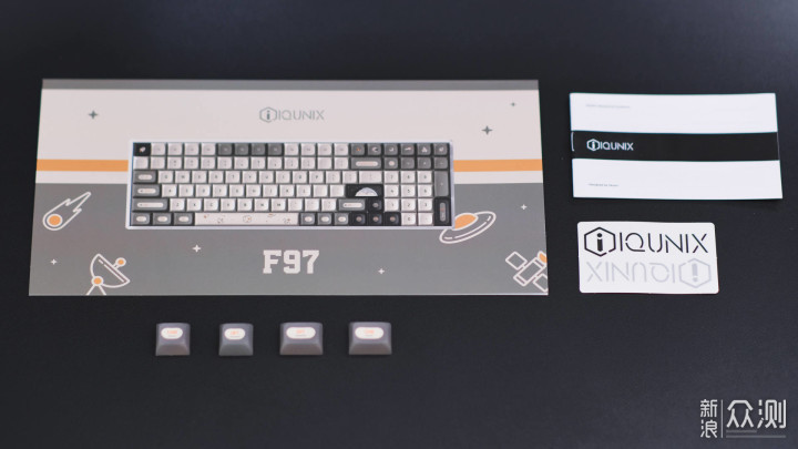 颜控的满意之选，IQUNIX F97漫游指南机械键盘_新浪众测