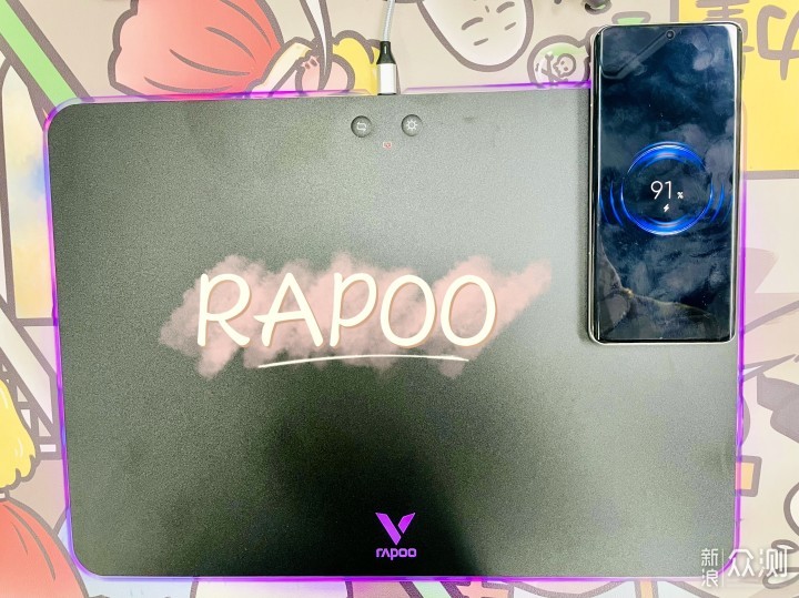 【好物测评】酷炫灯光：雷柏V10幻彩鼠标垫_新浪众测