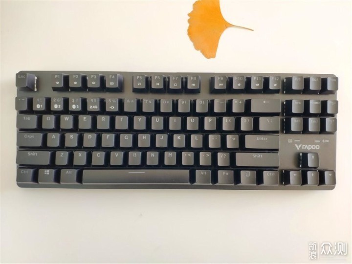 多模一键切换、炫彩灯效，办公游戏轻松用_新浪众测