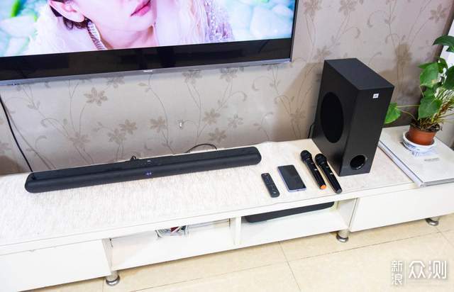 如何让客厅变成KTV？JBL KTV 350回音壁评测_新浪众测