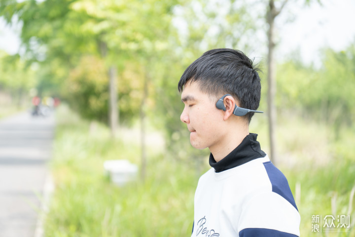 运动专属技能，不入耳的黑科技_新浪众测