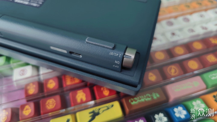 洛斐小翘为你诠释机械键盘的“小而美”_新浪众测