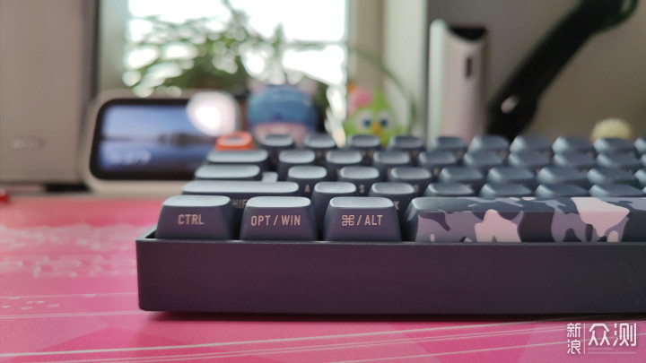 洛斐小翘为你诠释机械键盘的“小而美”_新浪众测