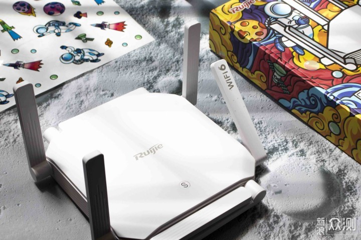 开箱到上网只需1分钟，首款免配置路由器来袭_新浪众测