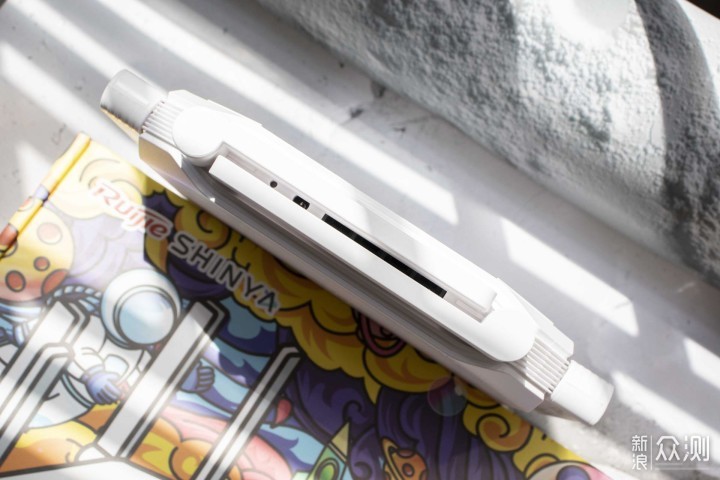 开箱到上网只需1分钟，首款免配置路由器来袭_新浪众测