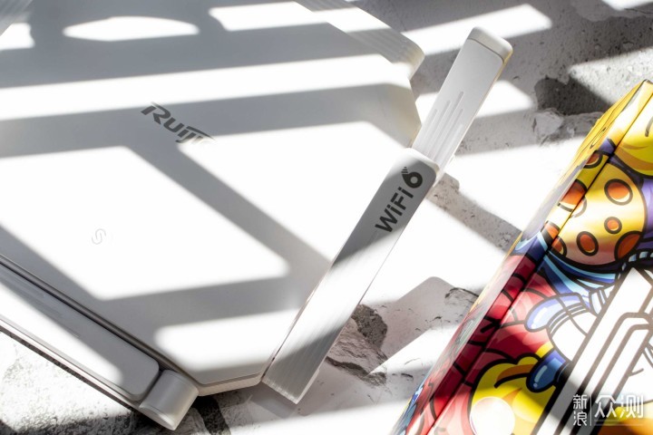 开箱到上网只需1分钟，首款免配置路由器来袭_新浪众测