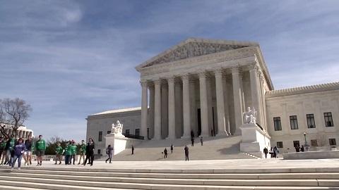 美财政部长：限制女性堕胎权将对美国经济产生负面影响